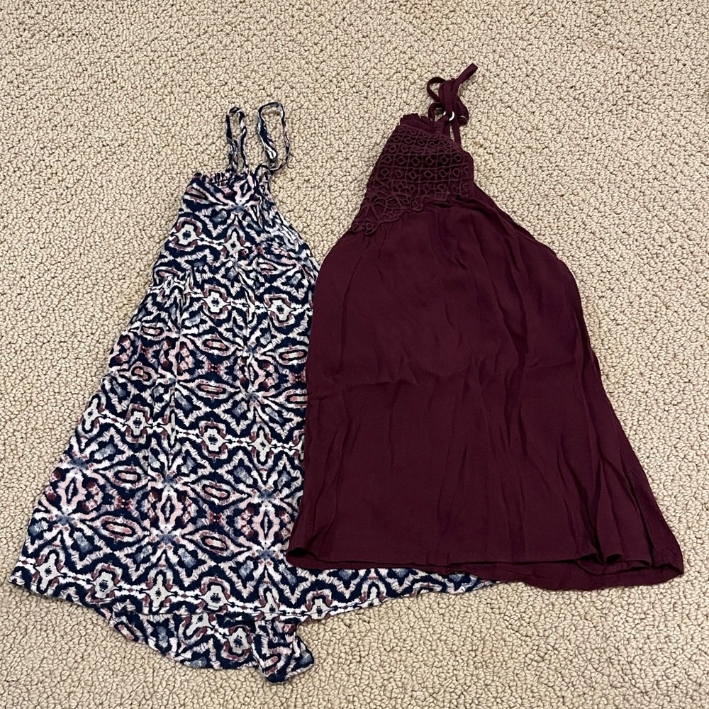 2 high neck flowy tanks
